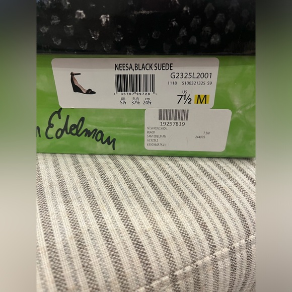 Sam Edelman Neesa, Black Suede Size 7 1/2 Women’s Wedge Sandal. New in Box. - Picture 2 of 5